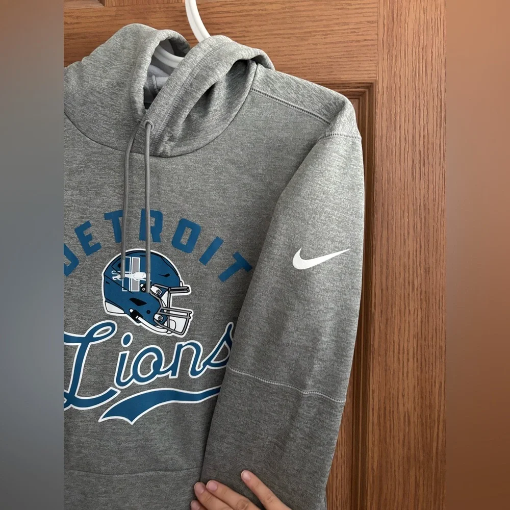 Nike Detroit Lions Therma Hoodie Men’s Medium